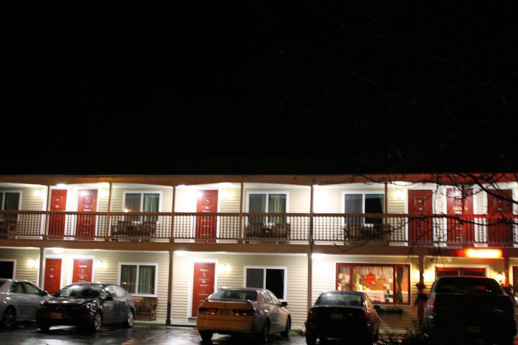 Cozy Corner Motel Уильямстаун Экстерьер фото